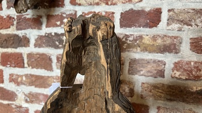 Een Duitse polychrome lindenhouten Sint-Odilia met een kelk, Midden-Rijngebied, begin 16e eeuw