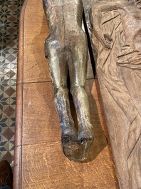 Christ en bois sculpt&eacute; et polychrom&eacute;, probablement Espagne, 15&egrave;me
