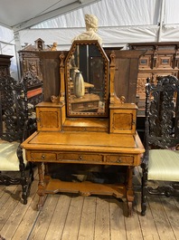 An oak wooden, burl wood veneered and ebonised wooden dressing table, 19th C.