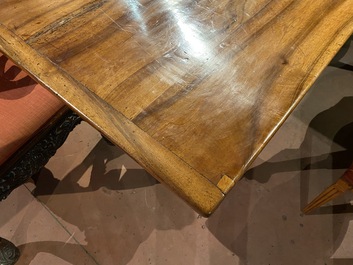 Table de r&eacute;fectoire en noyer, Allemagne du Sud, 18&egrave;me