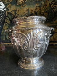 A French silver ice bucket with floral design, 19/20th C.