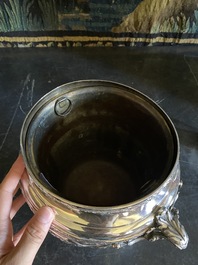 A French silver ice bucket with floral design, 19/20th C.