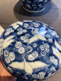 A Chinese blue and white 'cranes' jar and cover, 19/20th C.