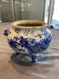 A Chinese blue and white 'mythical beasts' tripod censer, 19th C.