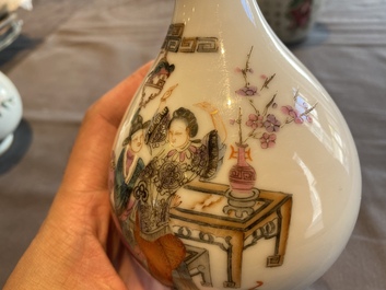 Two Chinese famille rose vases and a 'Wu Shuang Pu' teapot, 19/20th C.