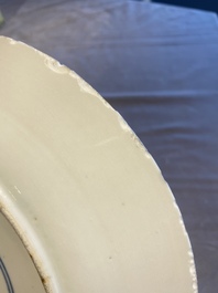 Six various Chinese blue and white, celadon and famille rose porcelain wares, 19/20th C.