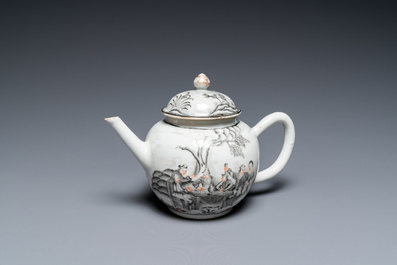 Th&eacute;i&egrave;re couverte en porcelaine de Chine &agrave; d&eacute;cor en grisaille d'une sc&egrave;ne d'Europ&eacute;ens, Qianlong