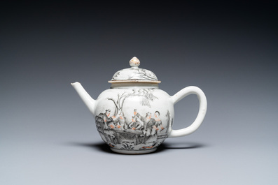 Th&eacute;i&egrave;re couverte en porcelaine de Chine &agrave; d&eacute;cor en grisaille d'une sc&egrave;ne d'Europ&eacute;ens, Qianlong