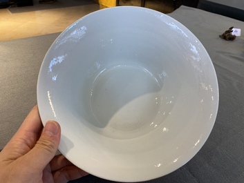 A Chinese monochrome ruby-glazed bowl, Guangxu mark, 19/20th C.