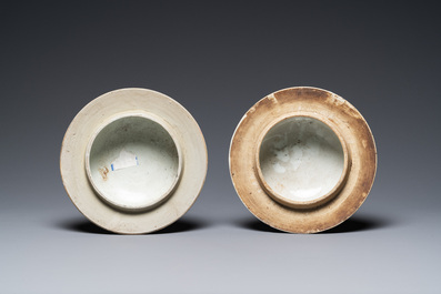 A pair of Chinese famille rose 'antiquities' vases and covers, 19th C.