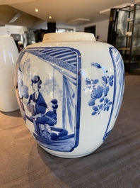 Pot &agrave; sujet narratif en porcelaine de Chine en bleu et blanc, Kangxi