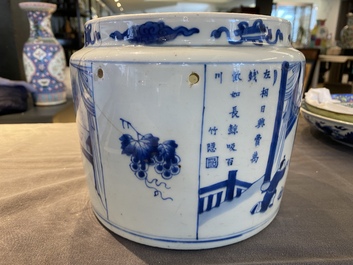 Een Chinese blauw-witte 'Acht onsterfelijken van de wijnkop' kom, Kangxi