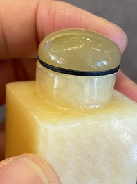 A square Chinese jellow jade snuff bottle, Qing