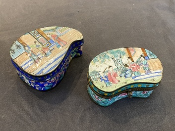 Two Chinese Canton enamel snuff boxes and covers, 18/19th C.