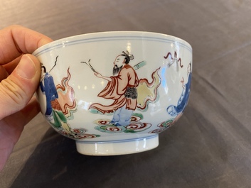 Bol en porcelaine de Chine famille verte &agrave; d&eacute;cor d'immortels, marque de Chenghua, 19/20&egrave;me