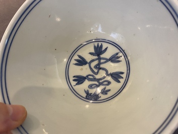A Chinese blue and white 'Shou' bowl, Chang Ming Fu Gui 長命富貴 merk, Jiajing