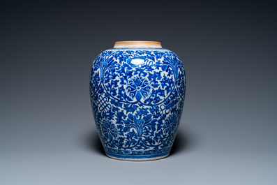 A Chinese blue and white 'lotus scroll' jar, 19th C.