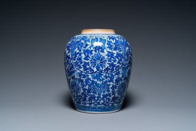 A Chinese blue and white 'lotus scroll' jar, 19th C.