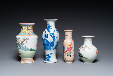 Six vases et une verseuse 'Wu Shuang Pu' en porcelaine de Chine, 19/20&egrave;me