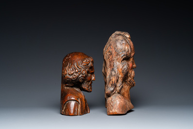 Deux bustes de saints en bois sculpt&eacute;, Italie ou France, 17&egrave;me