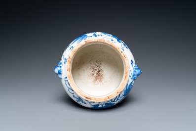 A Chinese blue and white 'mythical beasts' tripod censer, 19th C.