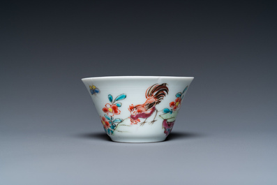 Tasse et soucoupe en porcelaine de Chine famille rose et une assiette 'Wu Shuang Pu', Yongzheng et 19&egrave;me