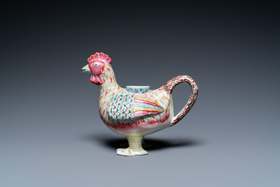 A Chinese famille rose rooster-shaped ewer, Qianlong