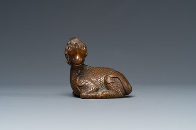 Poids de rouleau en bronze en forme de longma, Chine, Qing