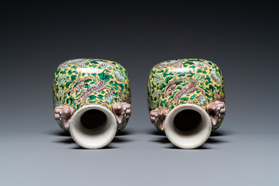 A pair of Chinese famille verte double gourd vases and a blue and white vase and cover, 19/20th C.