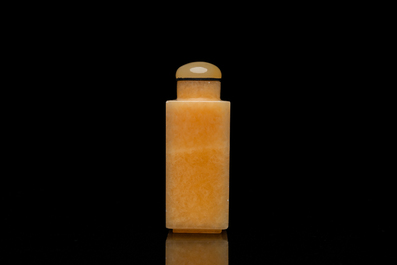 A square Chinese jellow jade snuff bottle, Qing