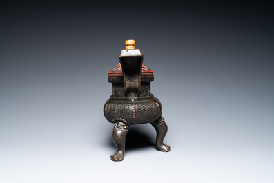 A Chinese bronze tripod censer with jade-topped wooden cover, dated 1477, Chenghua