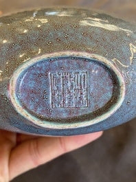 Een Chinese 'bianhu' vaas met robin's egg glazuur, Qianlong merk, Republiek