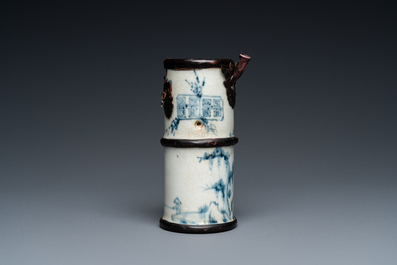 A South-Chinese or Vietnamese blue and white water pipe, 19th C.