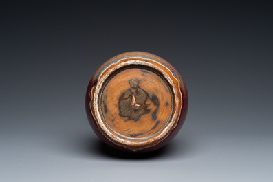 A Chinese flamb&eacute;-glazed mallet-shaped vase, 19/20th C.