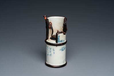 A South-Chinese or Vietnamese blue and white water pipe, 19th C.