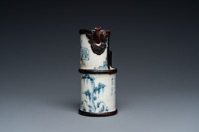 A South-Chinese or Vietnamese blue and white water pipe, 19th C.