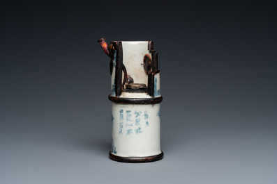 A South-Chinese or Vietnamese blue and white water pipe, 19th C.