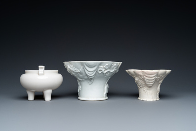 A Chinese blanc de Chine censer and two libation cups, 19/20th C.