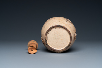 A Vietnamese copper-mounted Bat Trang stoneware water pipe, 19th C.
