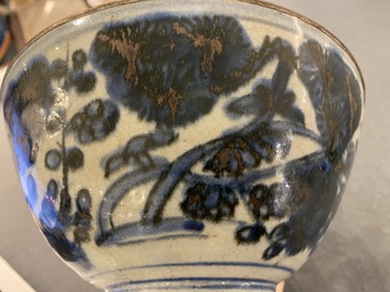 A Chinese blue and white Swatow bowl, Wan Fu You Tong 万福攸同 mark, Ming