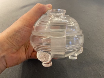 Br&ucirc;le-parfum couvert en verre transparent, Chine, probablement Qing