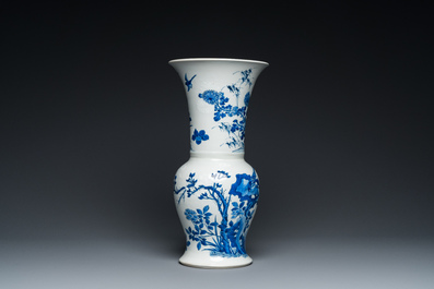 Een Chinese blauw-witte bianco sopra bianco 'yenyen' vaas, Kangxi
