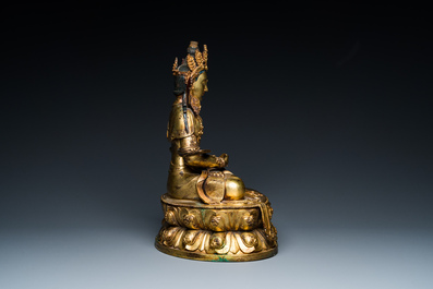 A large Chinese gilded bronze Buddha Amitayus, 19/20th C.