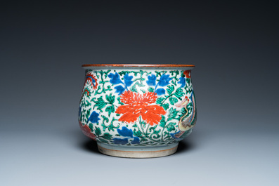 A Chinese wucai 'phoenixes' censer, Transitional period