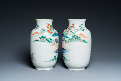 A pair of Chinese famille verte vases with fine landscapes, Yongzheng mark, 19/20th C.