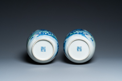 A pair of Chinese famille verte vases with fine landscapes, Yongzheng mark, 19/20th C.