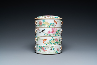 A Chinese qianjiang cai four-tier stacking box, signed Yu Chun 喻春, dated 1907