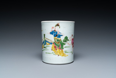 Pot &agrave; pinceaux en porcelaine de Chine famille rose, Yongzheng