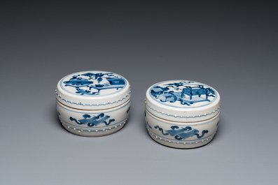 A pair of Chinese blue and white boxes and covers with antiquities, Kangxi
