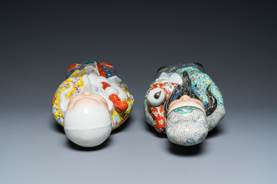 Deux figures de Dieux d'Etoiles en porcelaine de Chine famille rose, marque de Mao Ji Sheng Zao 茂記生造, 19/20&egrave;me